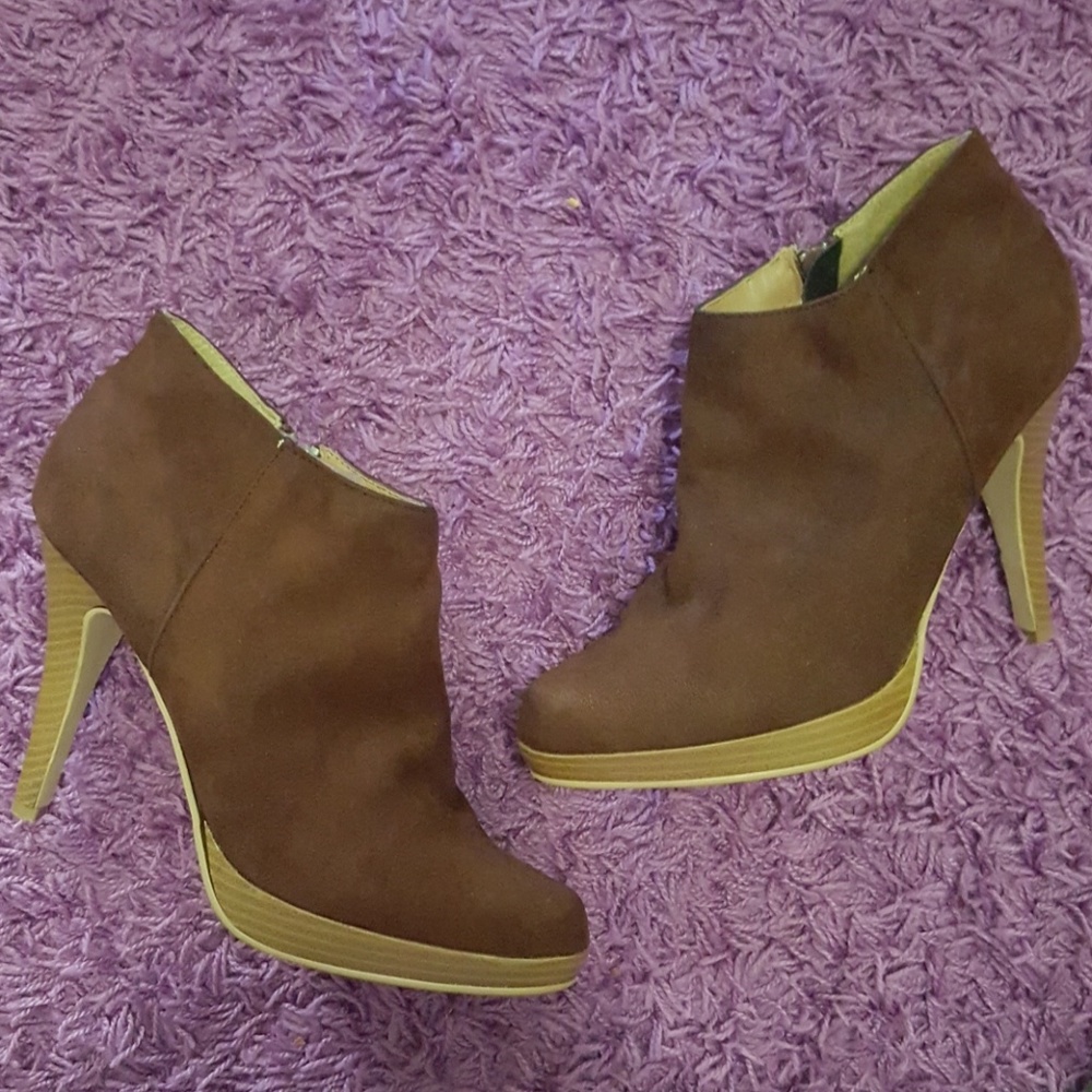 Wild Diva ankle bootie